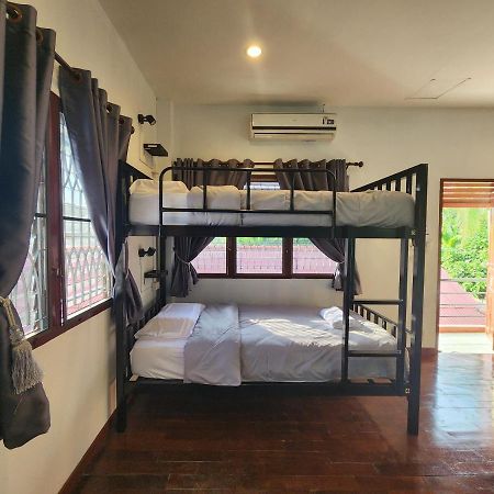 Blue Moon House - A Budget Hostel For Easy Travellers شيانغ ماي المظهر الخارجي الصورة