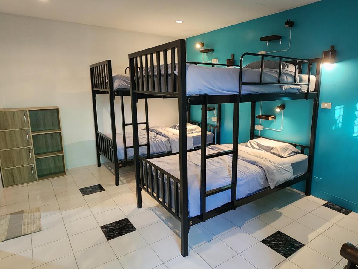 Blue Moon House - A Budget Hostel For Easy Travellers شيانغ ماي المظهر الخارجي الصورة