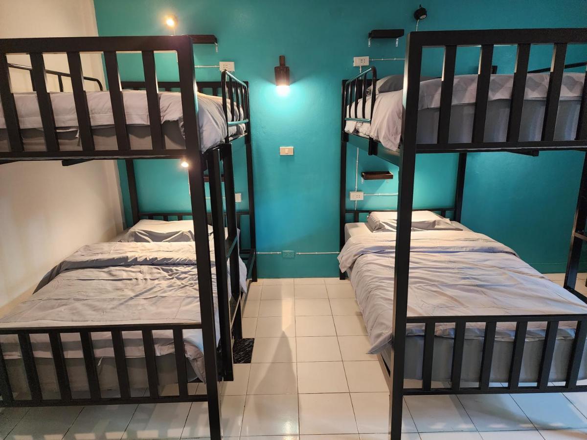 Blue Moon House - A Budget Hostel For Easy Travellers شيانغ ماي المظهر الخارجي الصورة