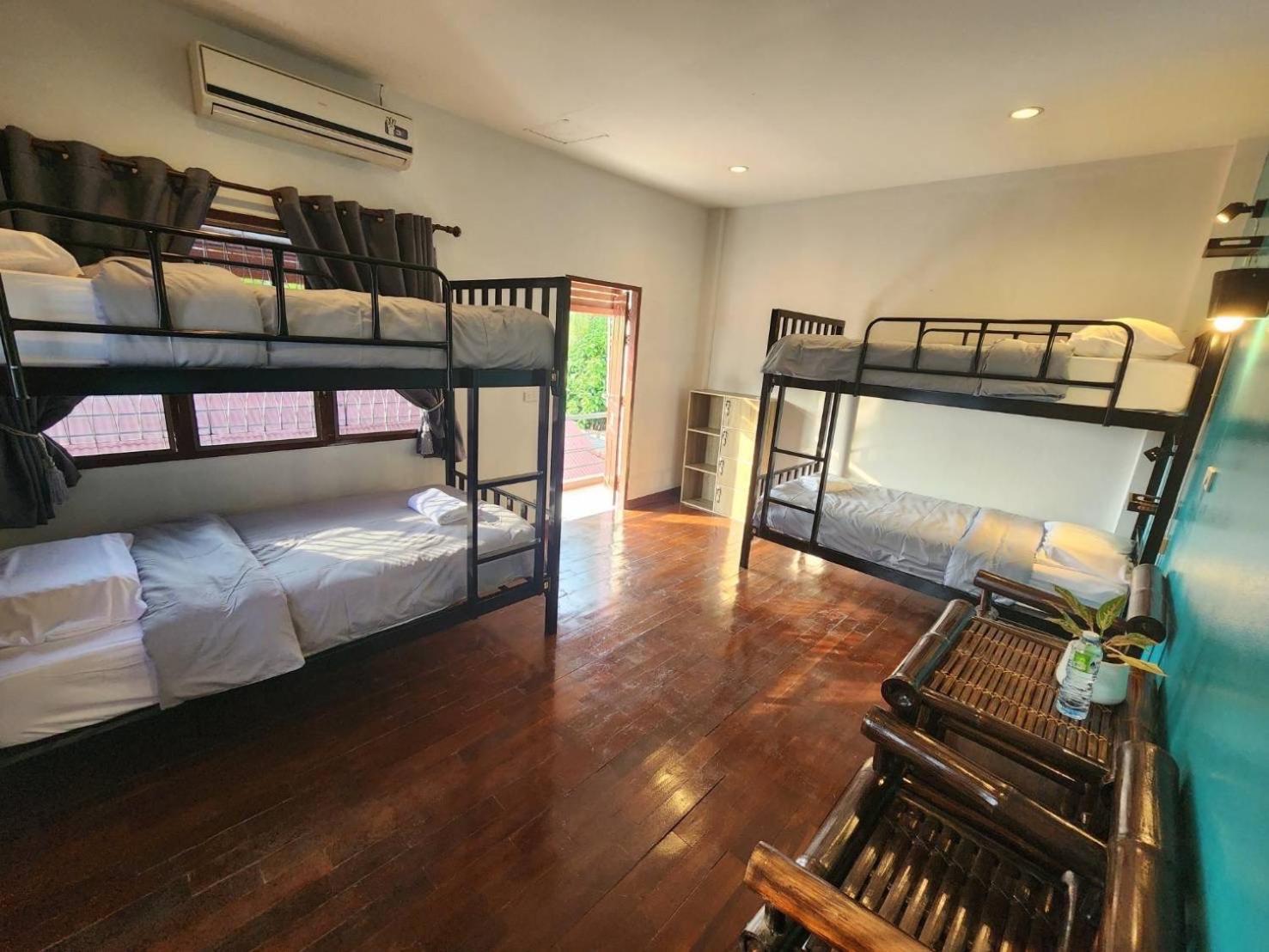 Blue Moon House - A Budget Hostel For Easy Travellers شيانغ ماي المظهر الخارجي الصورة