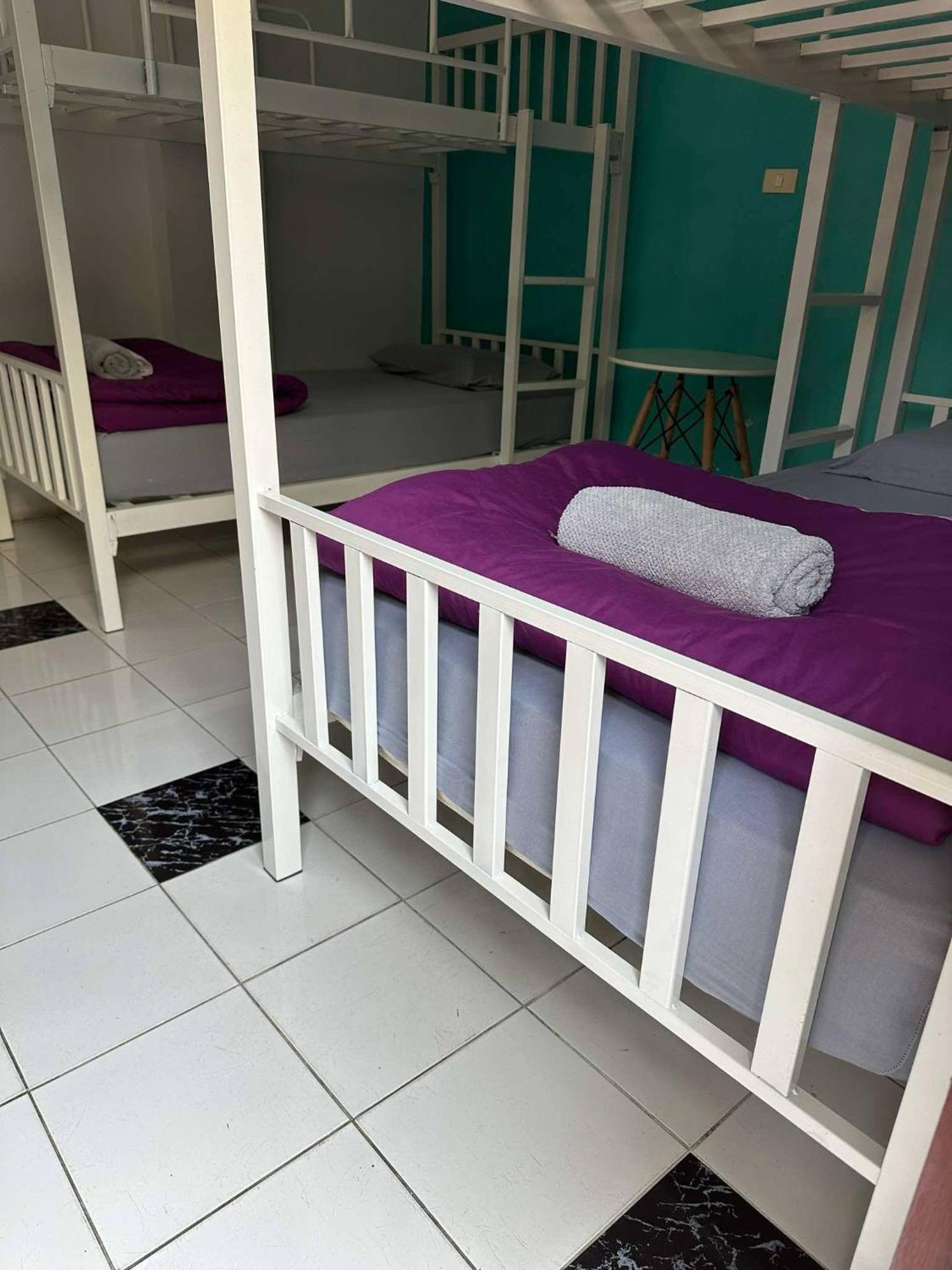 Blue Moon House - A Budget Hostel For Easy Travellers شيانغ ماي المظهر الخارجي الصورة